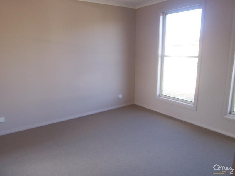 2/2 Spencer Street, Warners Bay NSW 2282