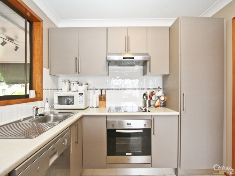 11 Moola Avenue, Valentine NSW 2280