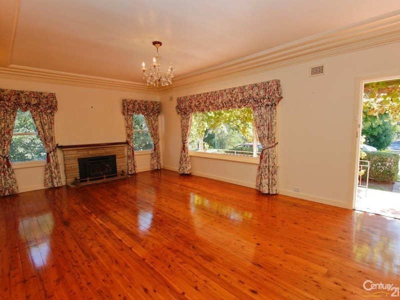 37 Croft Road, Eleebana NSW 2282