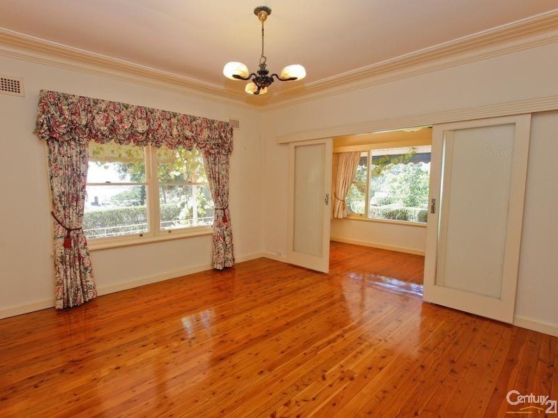 37 Croft Road, Eleebana NSW 2282