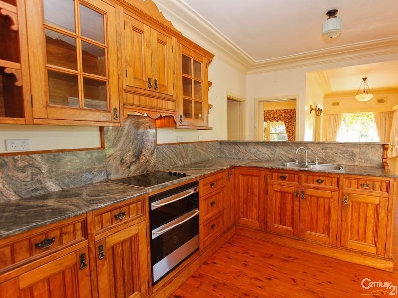 37 Croft Road, Eleebana NSW 2282