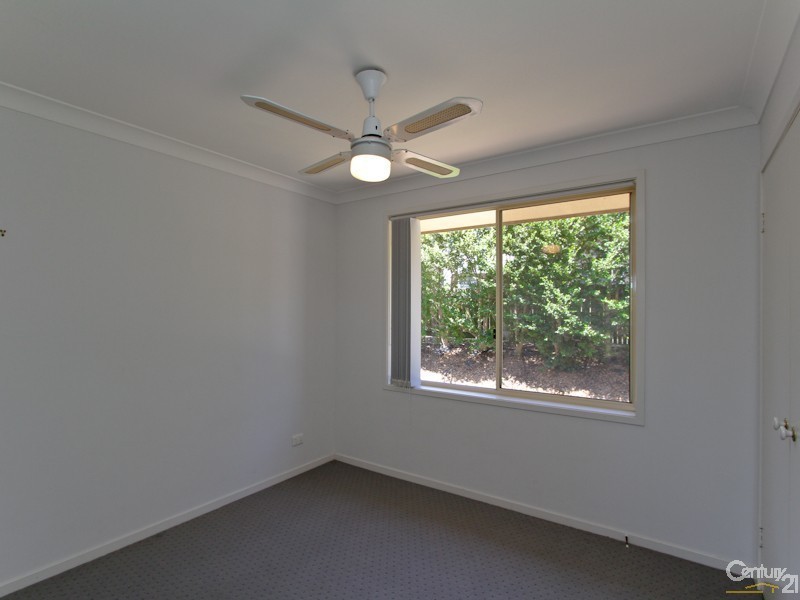 5 Pannamena Crescent, Eleebana NSW 2282