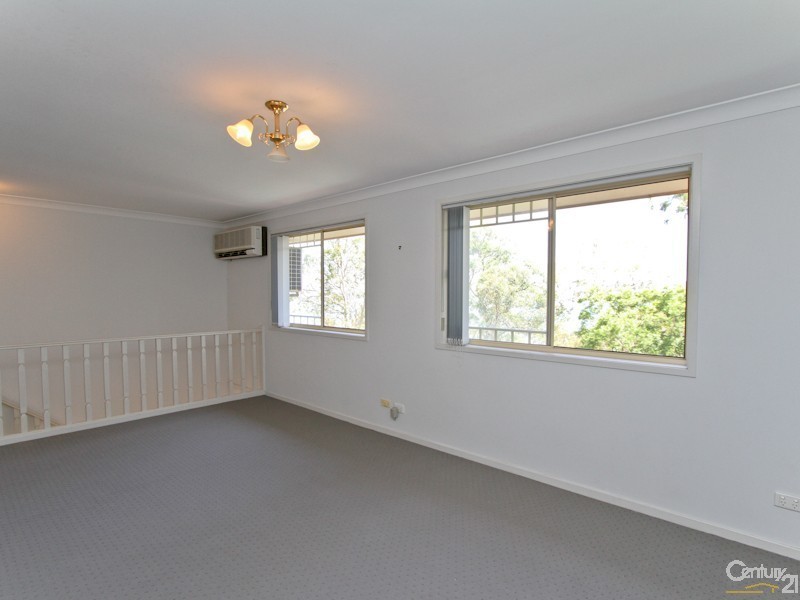 5 Pannamena Crescent, Eleebana NSW 2282