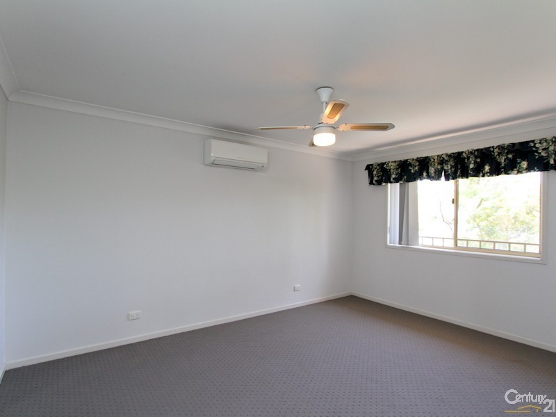 5 Pannamena Crescent, Eleebana NSW 2282