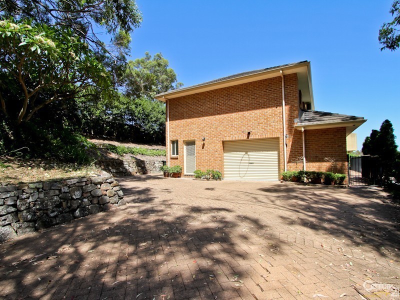 5 Pannamena Crescent, Eleebana NSW 2282