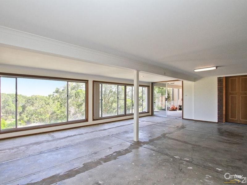 43 Andrew Road, Valentine NSW 2280
