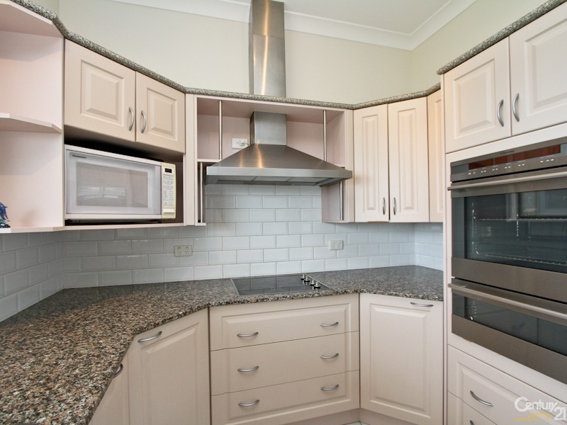 34 Edward Street, Fennell Bay NSW 2283