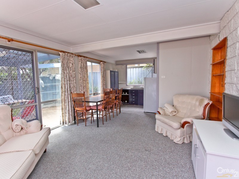 1/48 Victor Avenue, Valentine NSW 2280