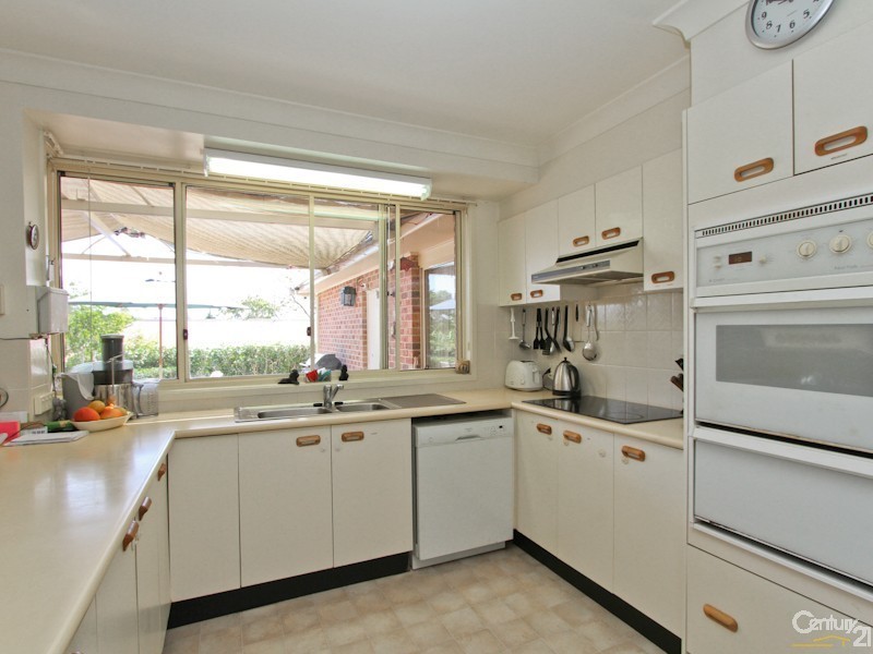 30 Seaview Close, Eleebana NSW 2282