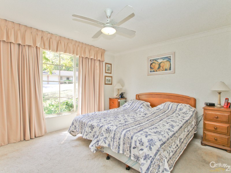 30 Seaview Close, Eleebana NSW 2282