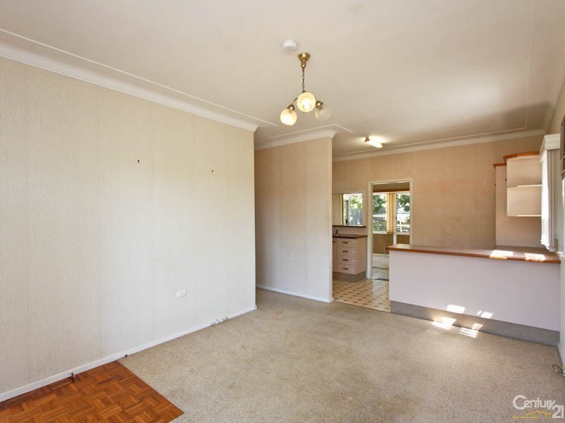 4 Albert Street, Tingira Heights NSW 2290