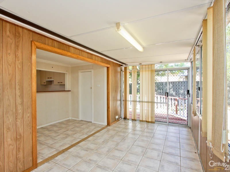 4 Albert Street, Tingira Heights NSW 2290