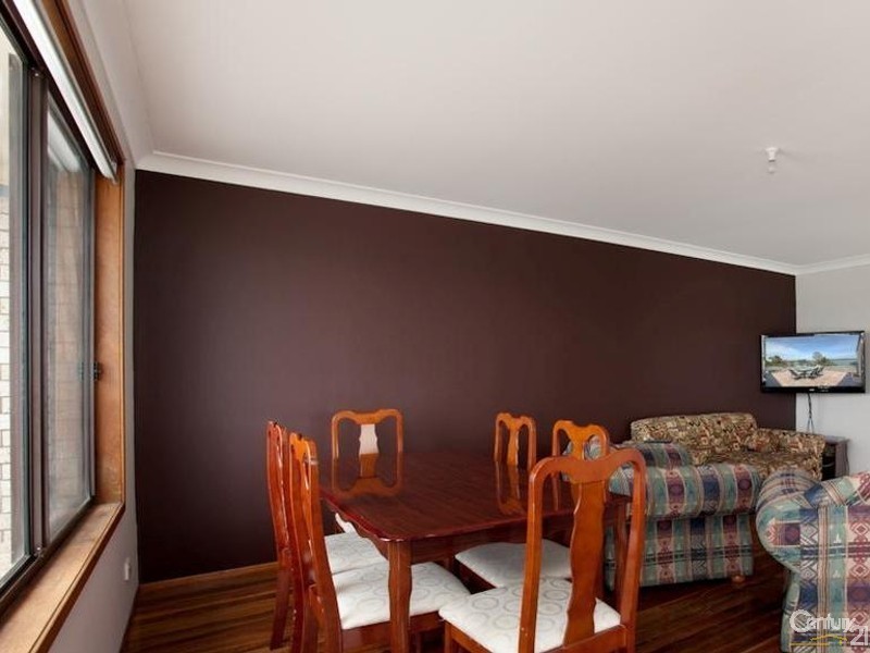2/348 The Esplanade, Warners Bay NSW 2282