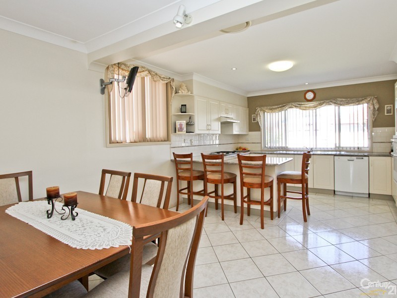 3 St Johns Drive, Croudace Bay NSW 2280