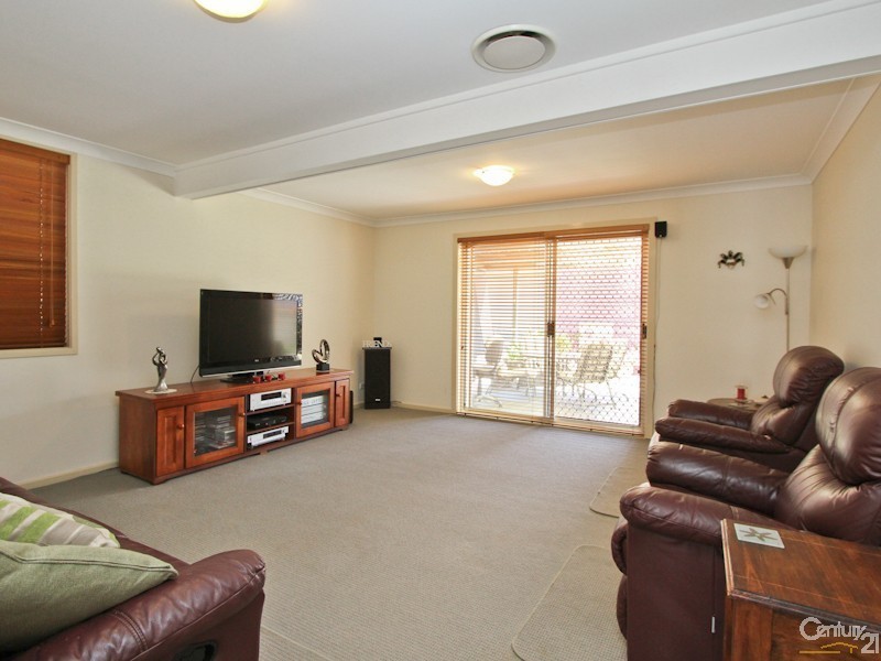 3 St Johns Drive, Croudace Bay NSW 2280