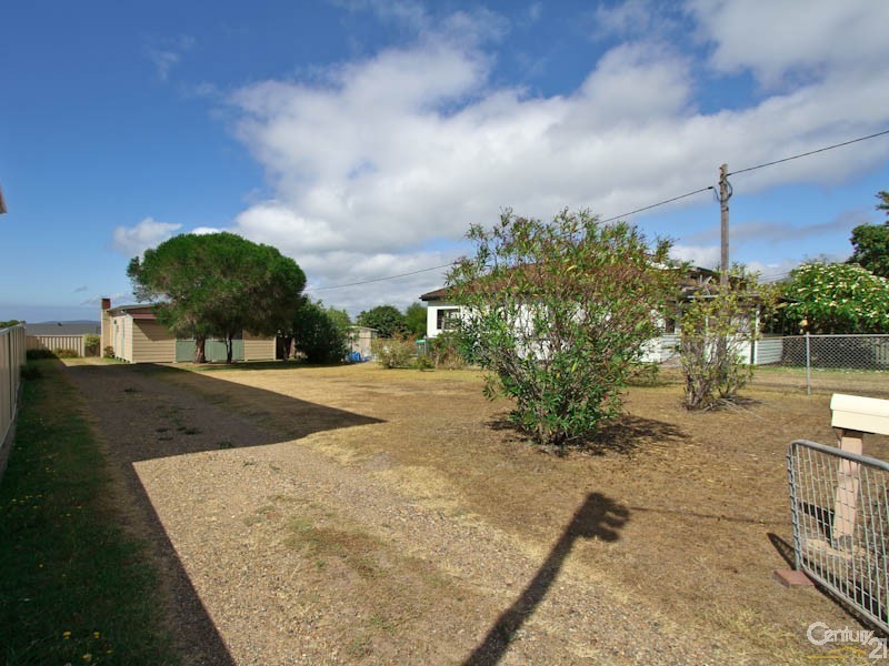 30 Crown Street, Belmont NSW 2280