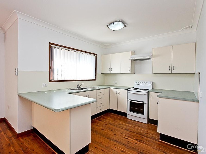 4/32  Yorston Street, Warners Bay NSW 2282