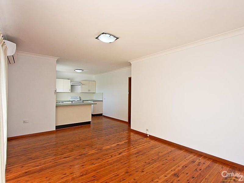 4/32  Yorston Street, Warners Bay NSW 2282