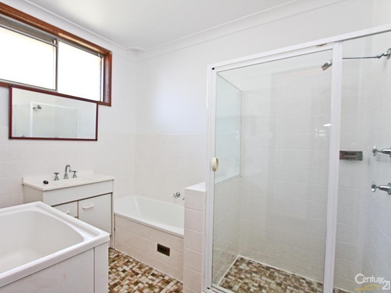 4/32  Yorston Street, Warners Bay NSW 2282