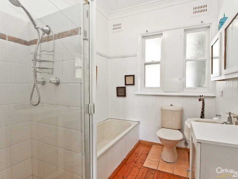 19 Cobbin Parade, Belmont NSW 2280