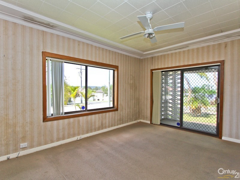 75 Medcalf Street, Warners Bay NSW 2282