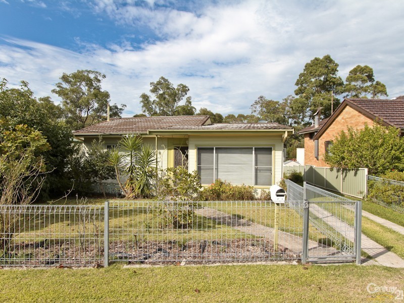 3 Rose Avenue, Glendale NSW 2285