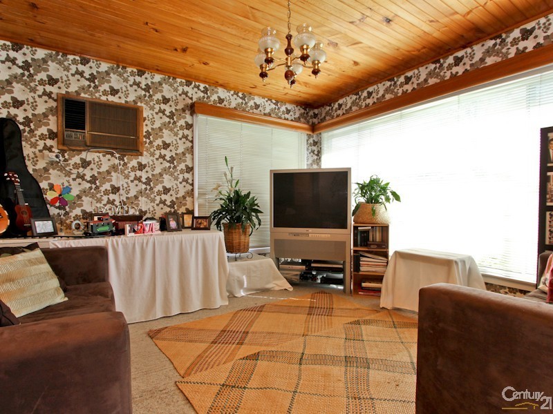 3 Rose Avenue, Glendale NSW 2285