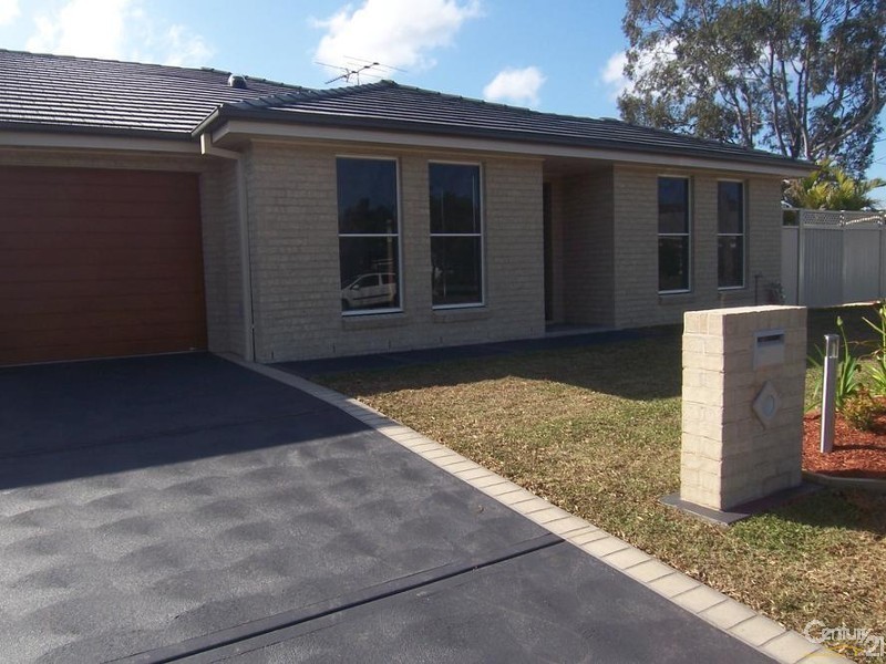 2/2 Spencer Street, Warners Bay NSW 2282