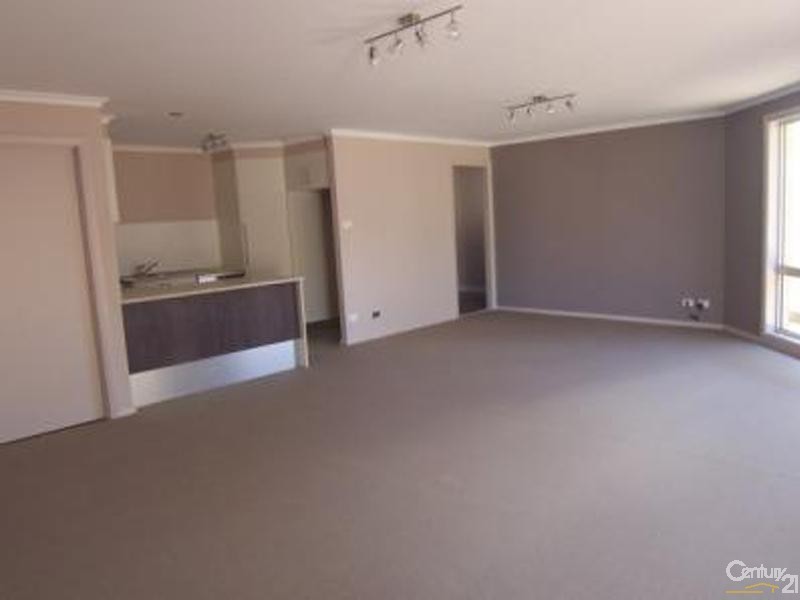 2/2 Spencer Street, Warners Bay NSW 2282