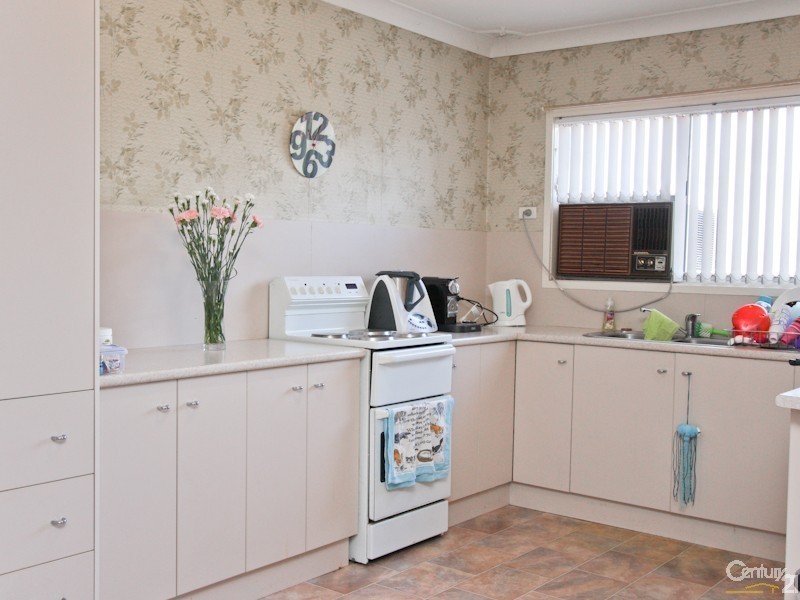 1/32 Yorston Street, Warners Bay NSW 2282