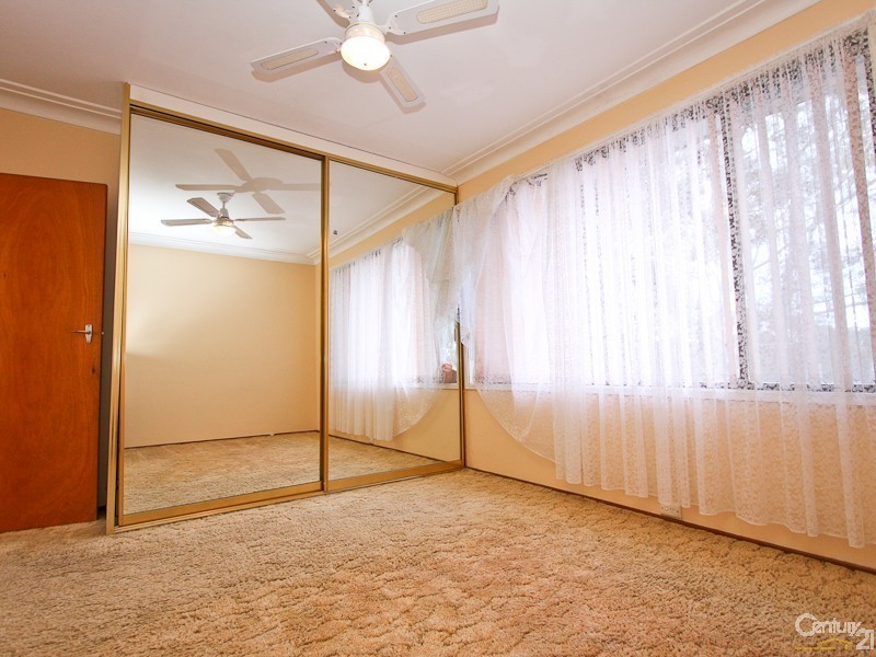 34 Robertson Road, Valentine NSW 2280