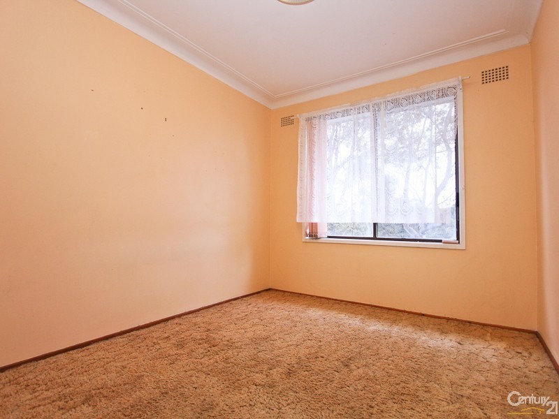 34 Robertson Road, Valentine NSW 2280