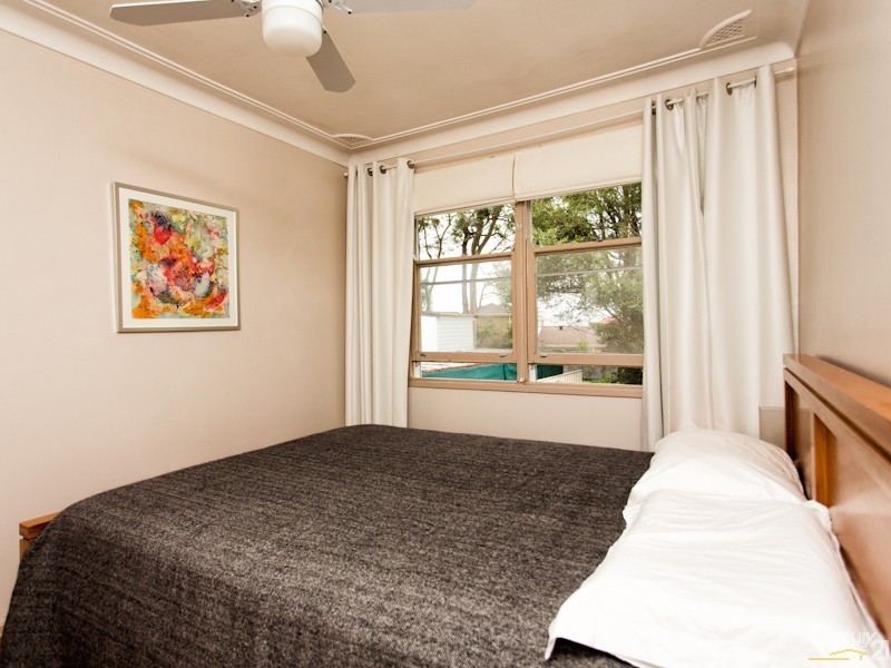 104 Andrew Road, Valentine NSW 2280