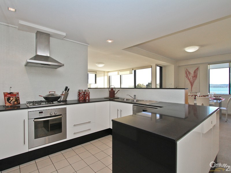 9/492 The Esplanade, Warners Bay NSW 2282