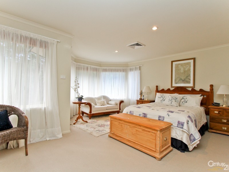 15 Seafarer Close, Belmont NSW 2280