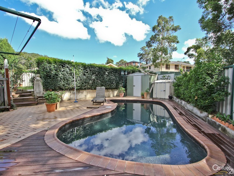 15 Seafarer Close, Belmont NSW 2280