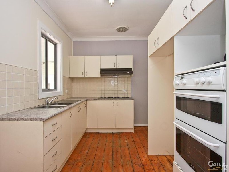 3 Warners Bay Road, Warners Bay NSW 2282