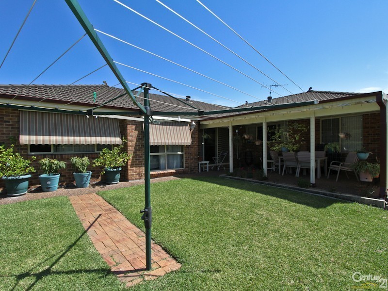5 Camelot Close, Valentine NSW 2280