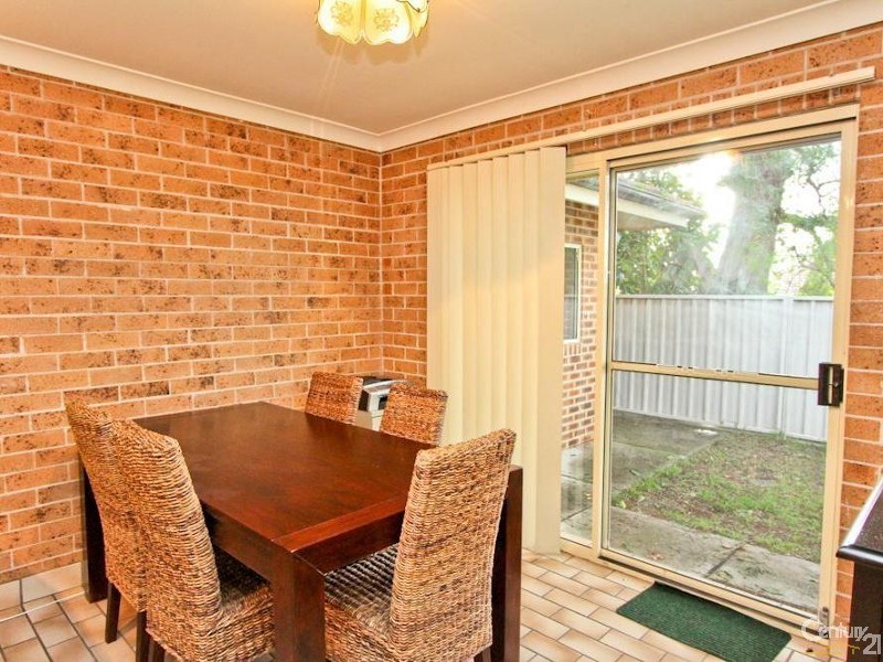 4/50 Charles Street, Warners Bay NSW 2282