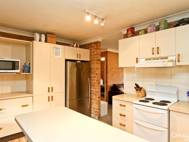 4/50 Charles Street, Warners Bay NSW 2282