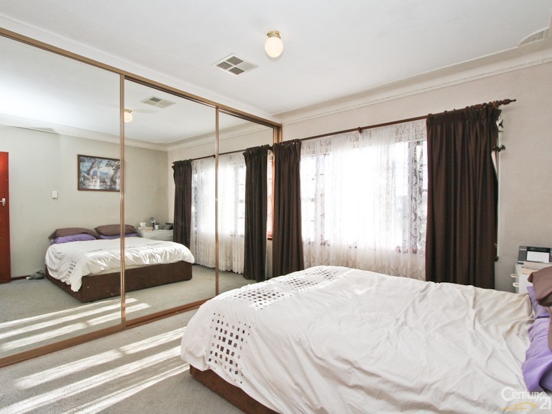 31 James Street, Tingira Heights NSW 2290