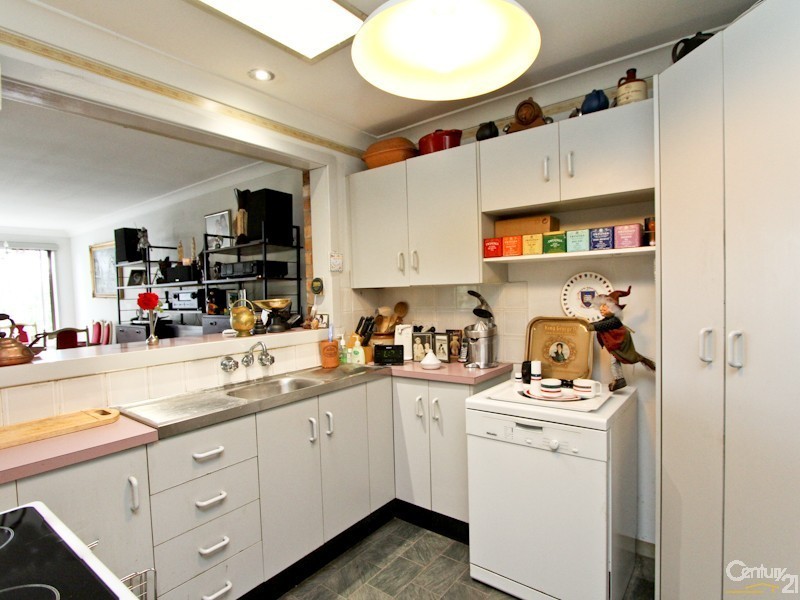 30 Auklet Road, Mount Hutton NSW 2290