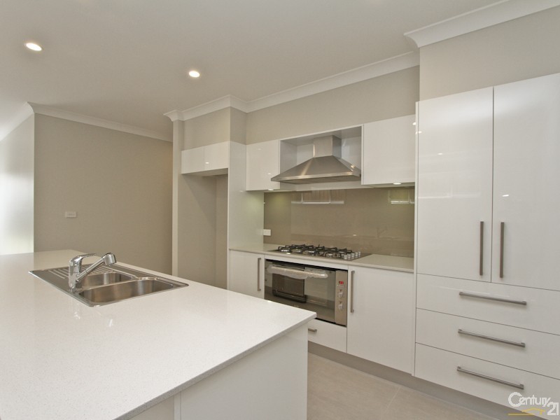 5 Village Grove, Caves Beach NSW 2281