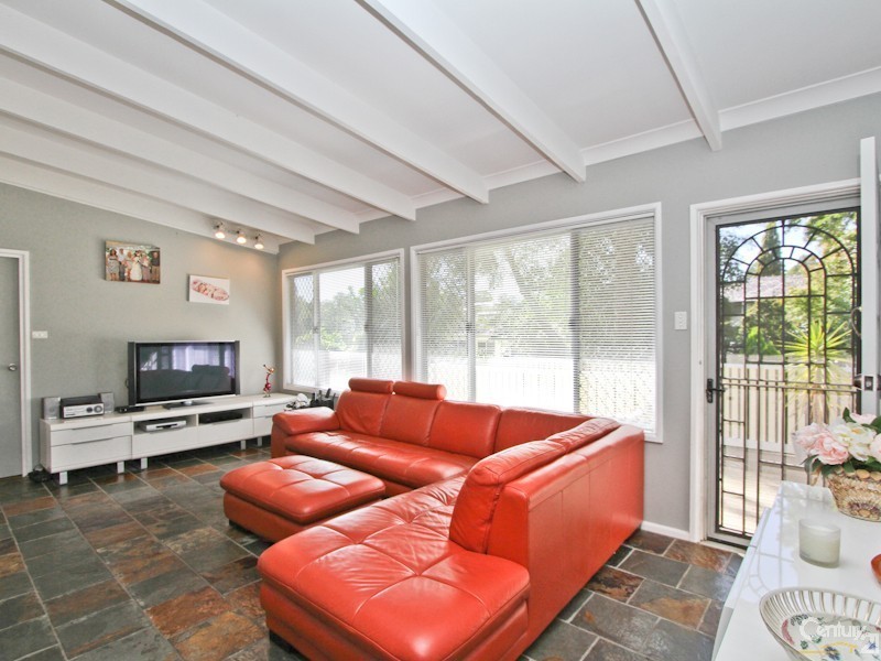 39 Apollo Drive, Charlestown NSW 2290