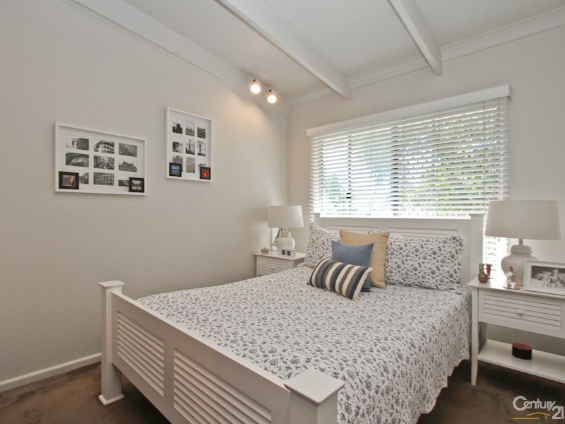 39 Apollo Drive, Charlestown NSW 2290