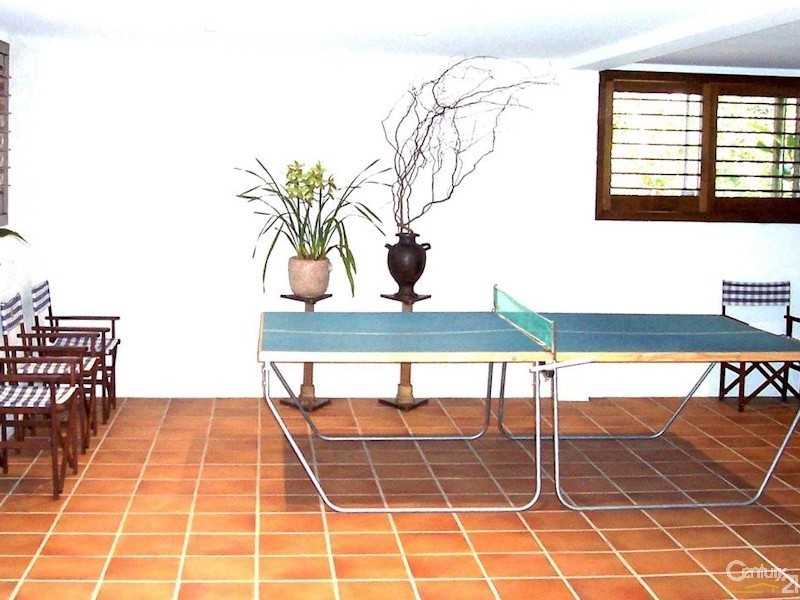 1 Lurnea Crescent, Valentine NSW 2280