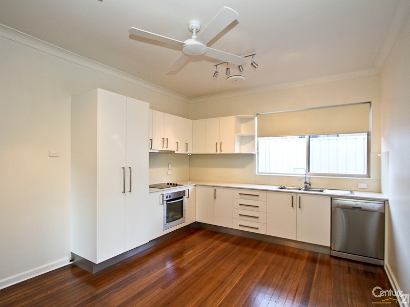 27 Jonathan Street, Warners Bay NSW 2282