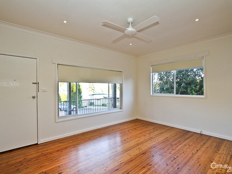 27 Jonathan Street, Warners Bay NSW 2282