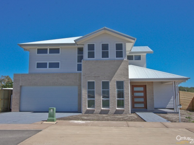 15 Village Grove, Caves Beach NSW 2281