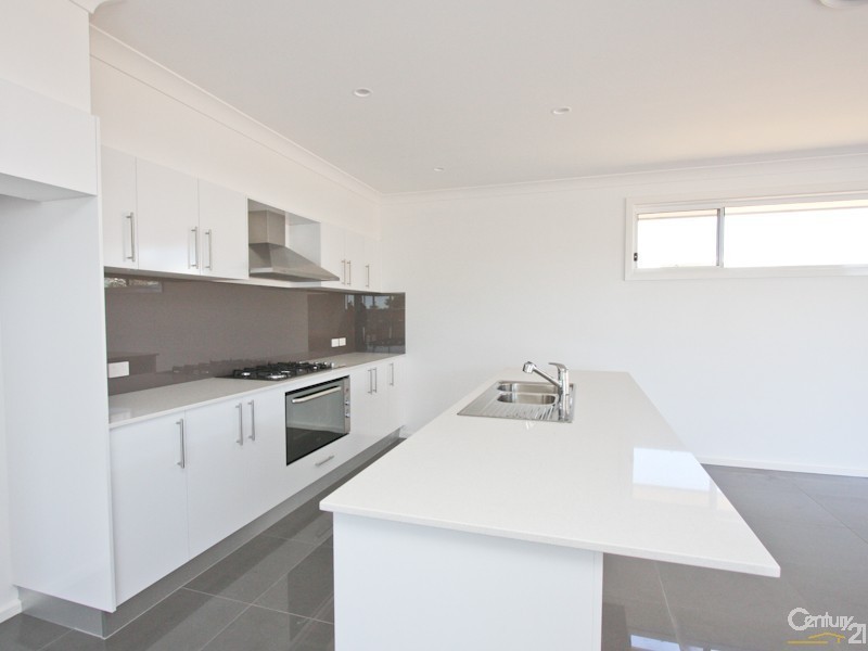 15 Village Grove, Caves Beach NSW 2281